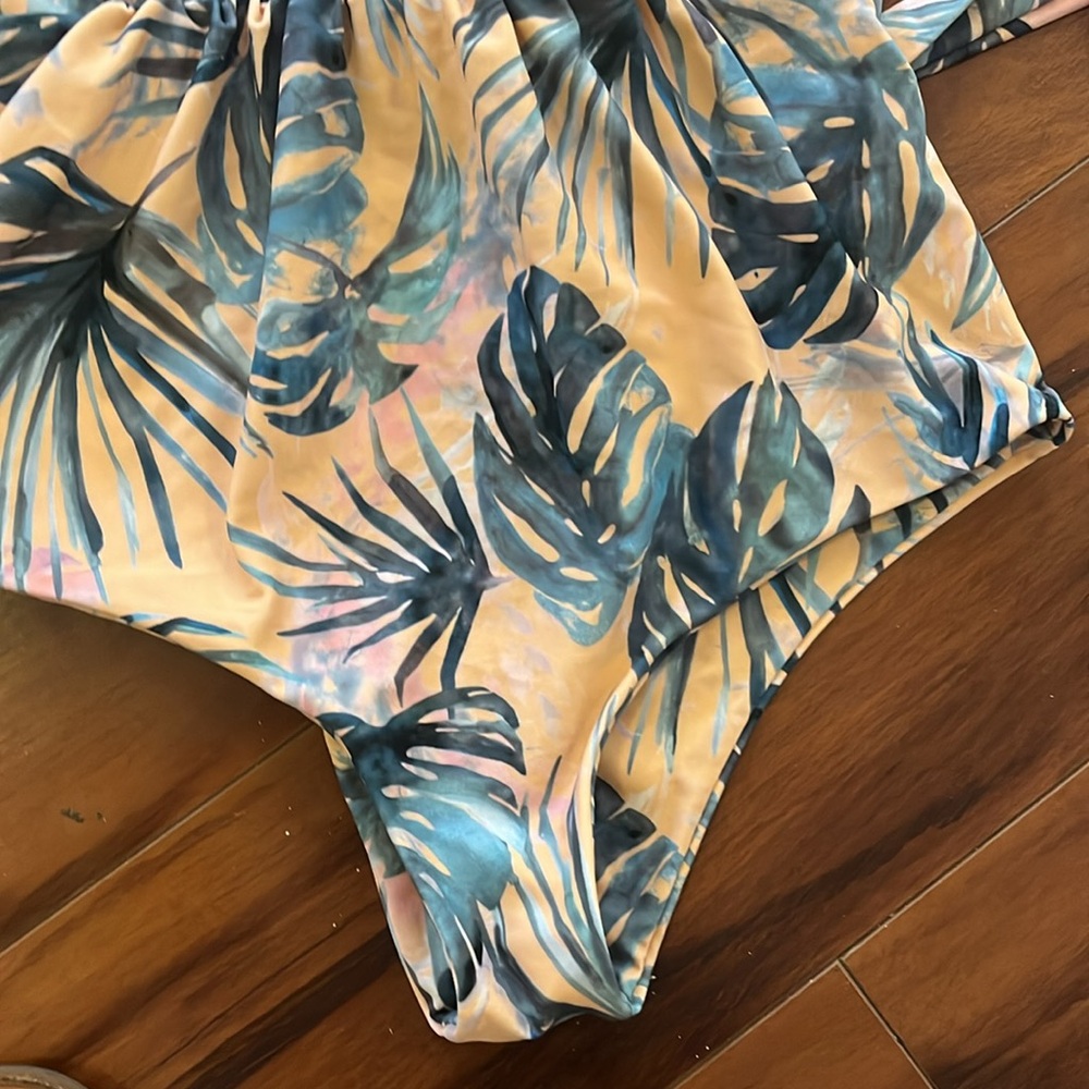Tori Praver Shangri La Palm Print Andie Swimsuit Size Small - Picture 5 of 10